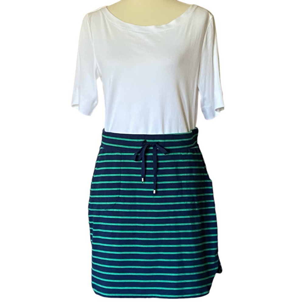 🦚HOST PICK 🦚 Dakini Navy & Green Striped Skirt